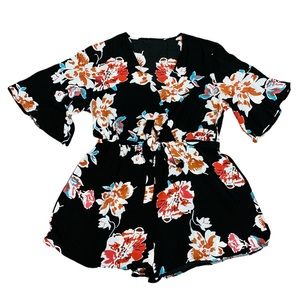 Brand new Aimcoo women's XXL short sleeve romper tie belt black floral print